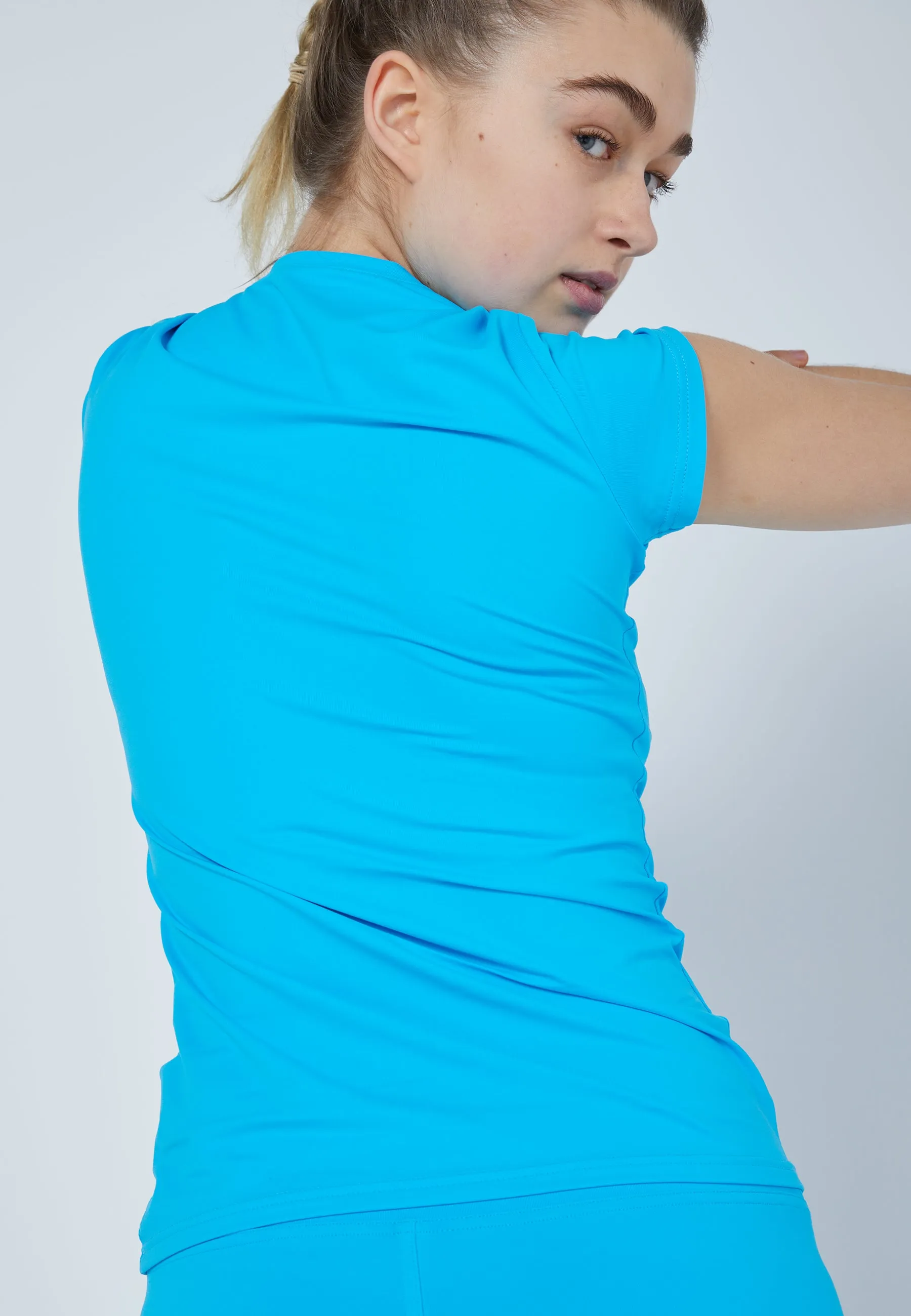 Tennis T-Shirt V-Neck, turquoise new